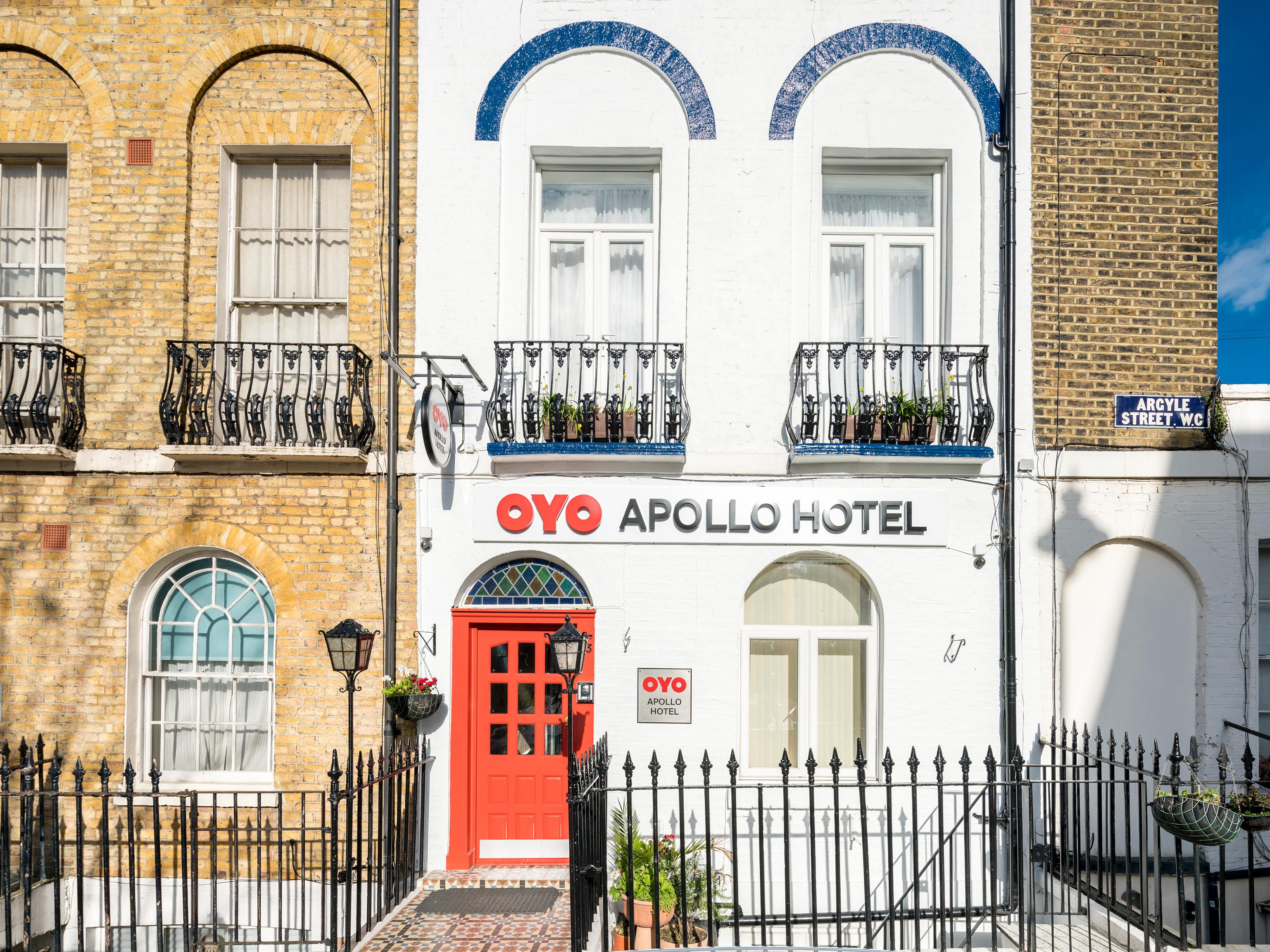 Apollo Hotel Kings Cross Лондон Екстериор снимка
